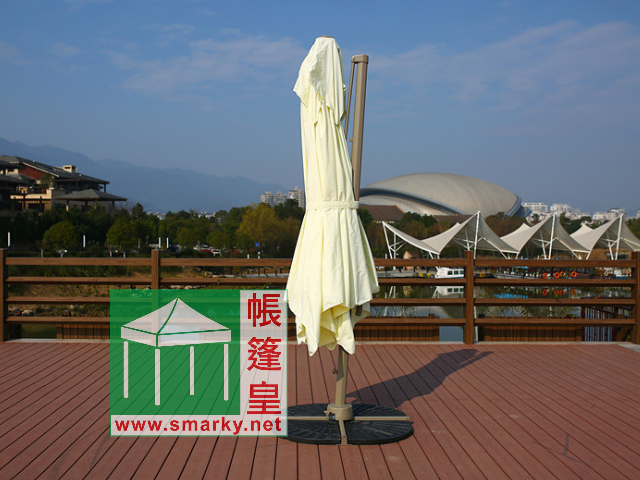 單頂方形羅馬傘-米白色-閉合